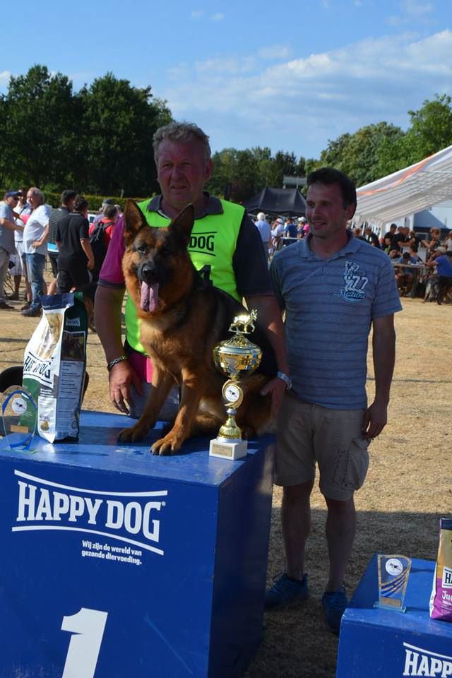 Vom haus thalie - Lila vom Haus Thalie Championne de Belgique 2018